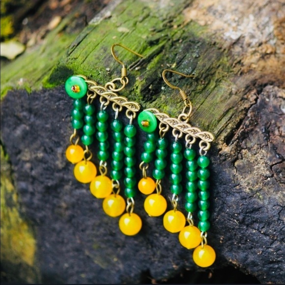 Art Deco chandelier natural bead dangle earrings - Picture 3 of 5